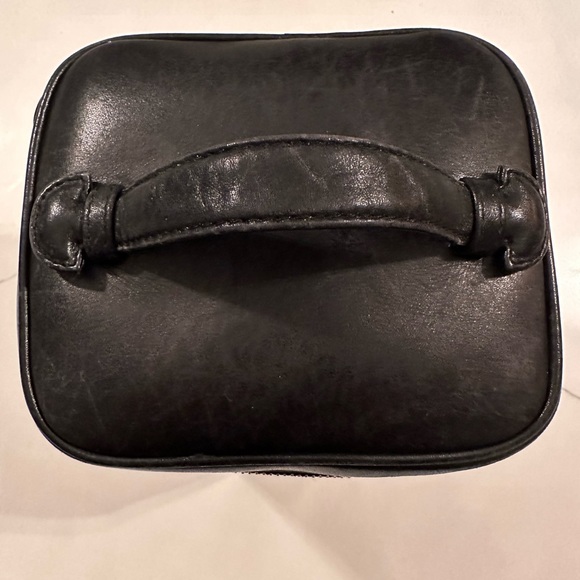 AUTH Black Chanel Leather Vanity Bag - Picture 6 of 9